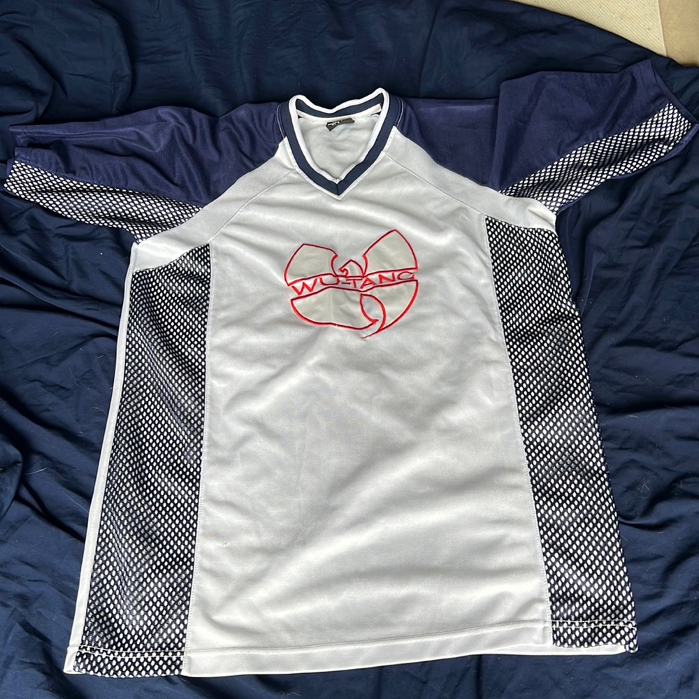 WUTANG SPORTSWEAR HEAVY MESH T SHIRT MENS LARGE
